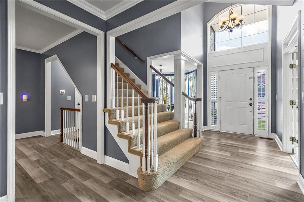 2nd image of 324 Nw Bradford St, Lees Summit, MO 64064 | MLS# 2634981