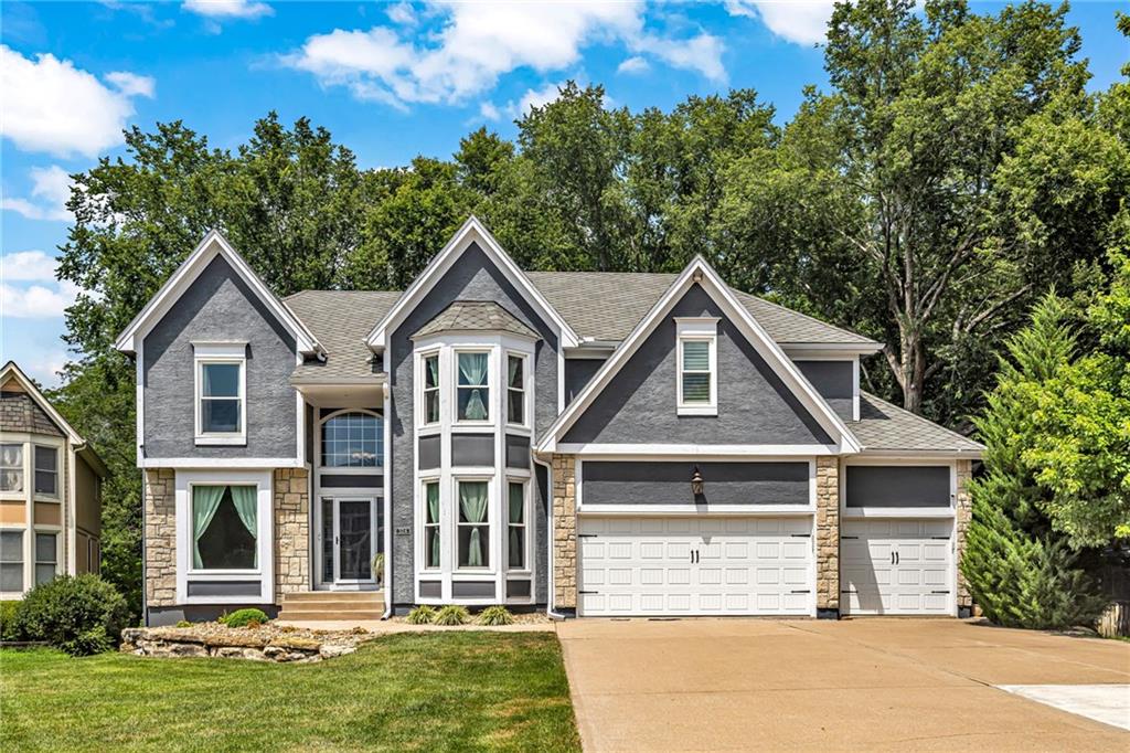 1st image of 324 Nw Bradford St, Lees Summit, MO 64064 | MLS# 2634981