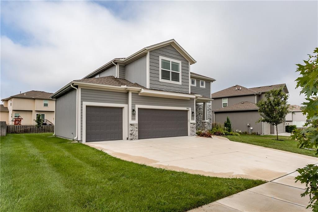 1st image of 28601 W 162nd St, Gardner, KS 66030 | MLS# 2635008