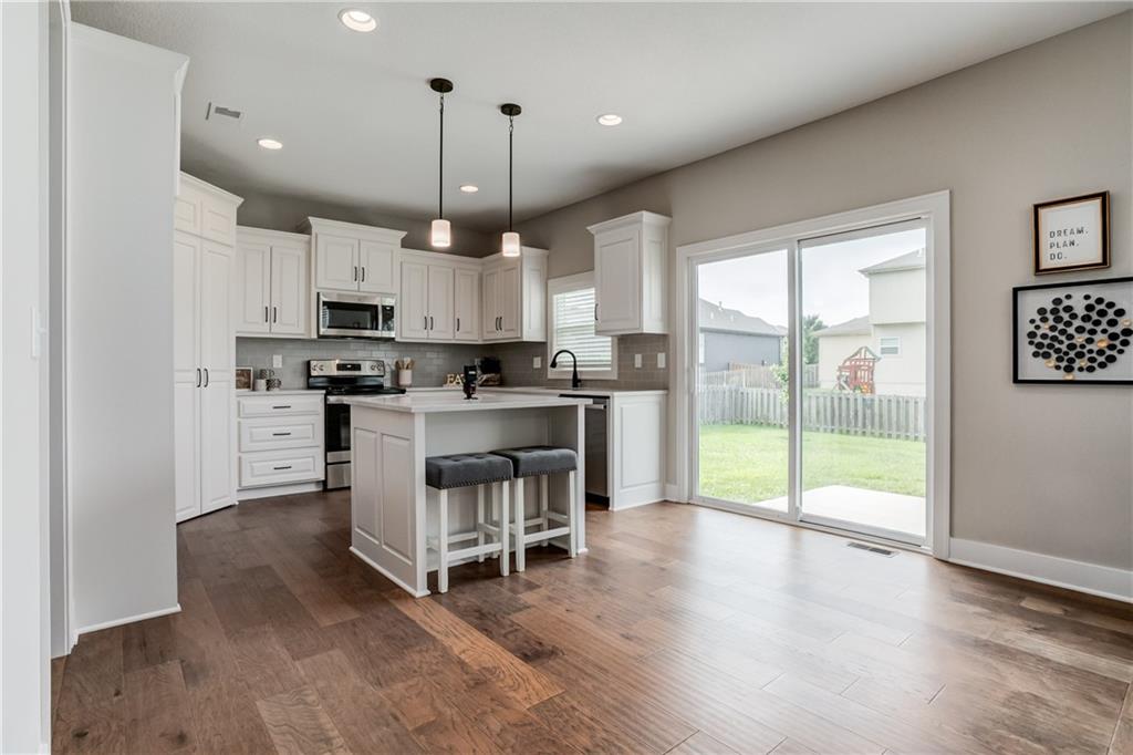 image of 28601 W 162nd St, Gardner, KS 66030 | MLS# 2635008