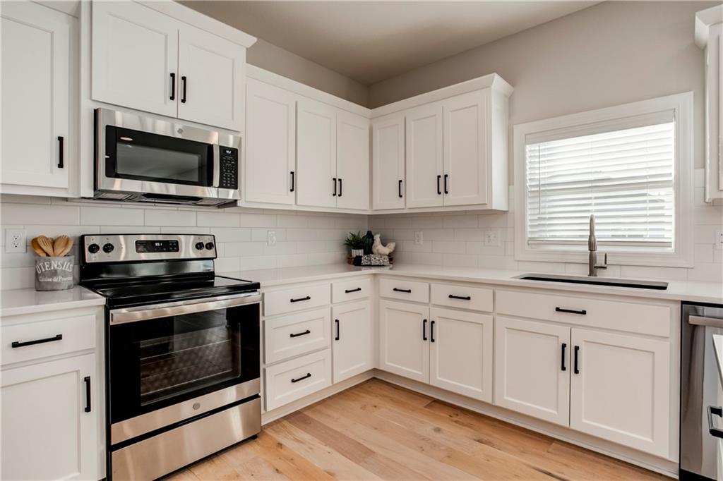 image of 28501 W 161st Ter, Gardner, KS 66030 | MLS# 2635027