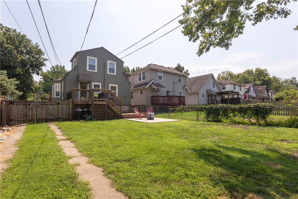 38th image of 7314 Grand Ave, Kansas City, MO 64114 | MLS# 2635042