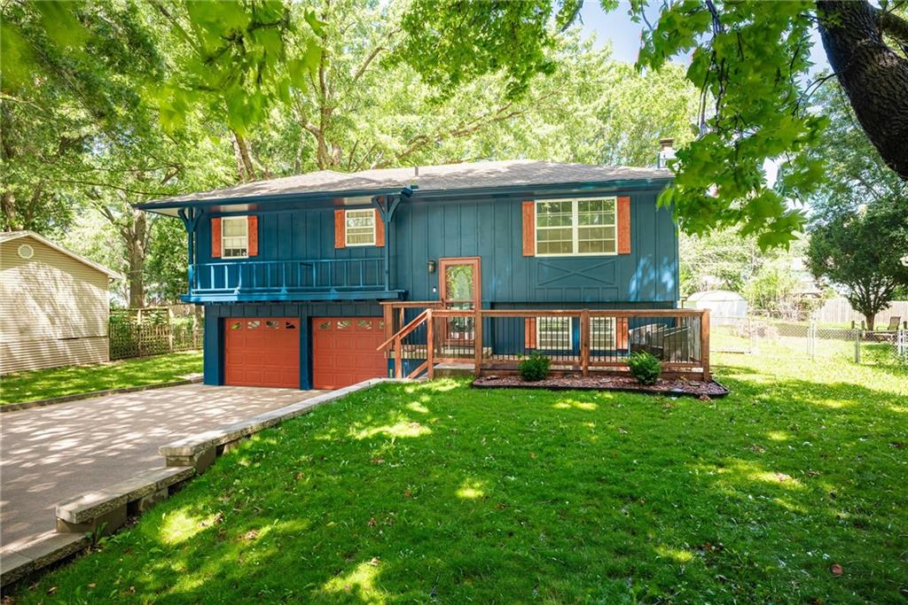 3rd image of 229 Se Westminister Rd, Blue Springs, MO 64014 | MLS# 2635051