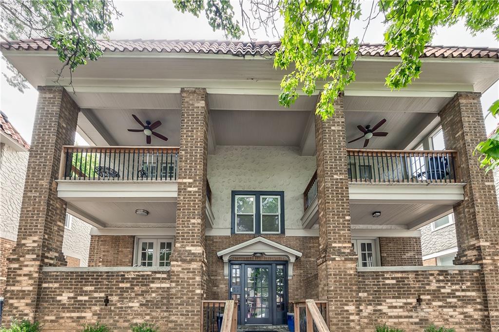 1st image of 1813 W 41st St, Kansas City, MO 64111 | MLS# 2635067