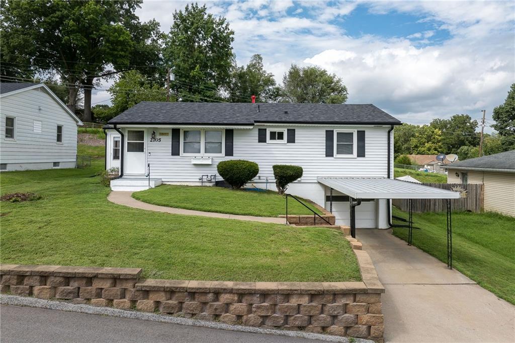 1st image of 2705 Cedar St, Saint Joseph, MO 64503 | MLS# 2635076