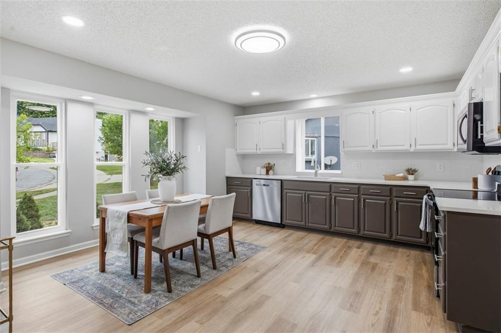 4th image of 1245 Mockingbird Ln, Liberty, MO 64068 | MLS# 2635082