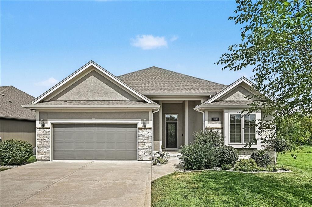 2nd image of 11031 N Euclid Ave, Kansas City, MO 64155 | MLS# 2635105
