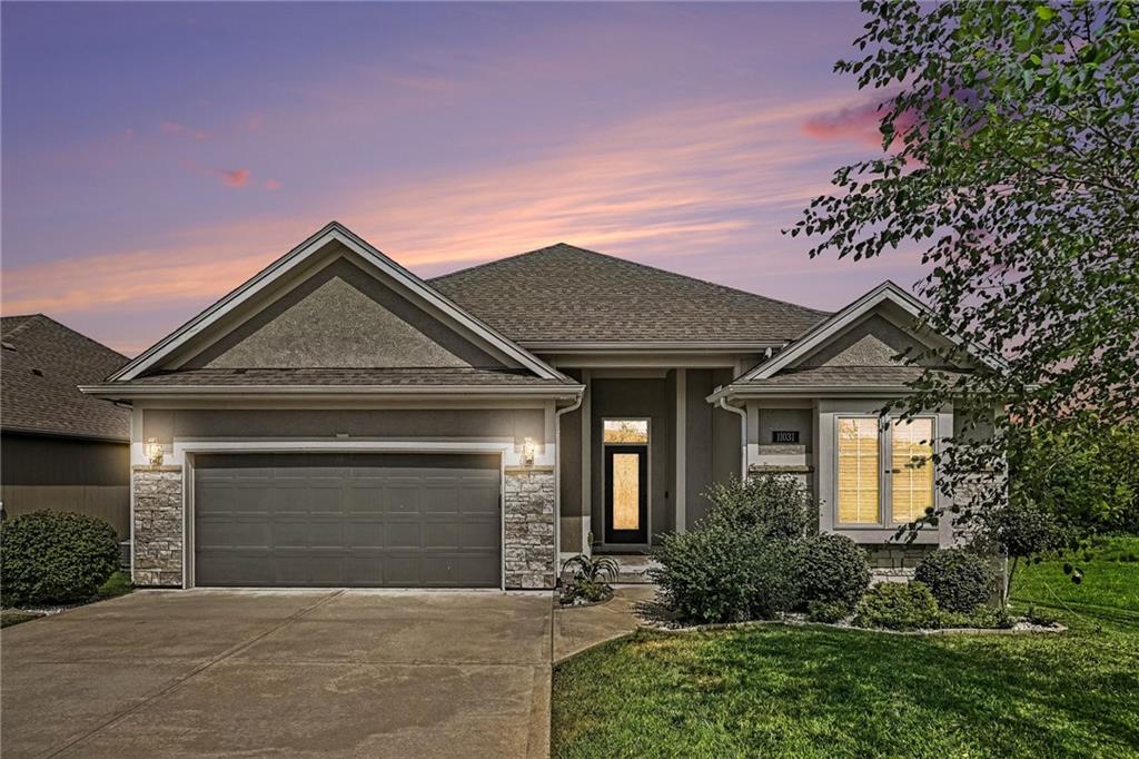 1st image of 11031 N Euclid Ave, Kansas City, MO 64155 | MLS# 2635105