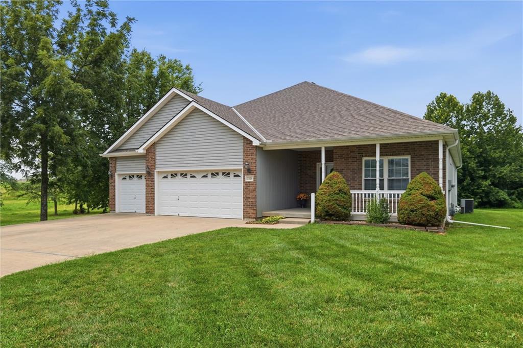 3rd image of 2320 N 100Th Ter, Kansas City, KS 66109 | MLS# 2635115