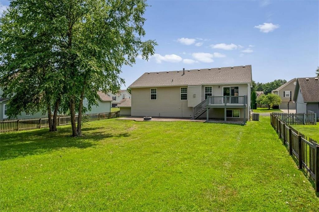 35th image of 362 Sw Chatham Pl, Lees Summit, MO 64082 | MLS# 2635128