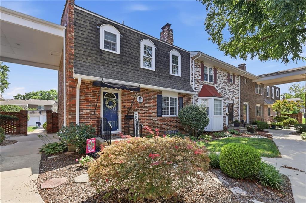 2nd image of 9665 Wedd St, Overland Park, KS 66212 | MLS# 2635141