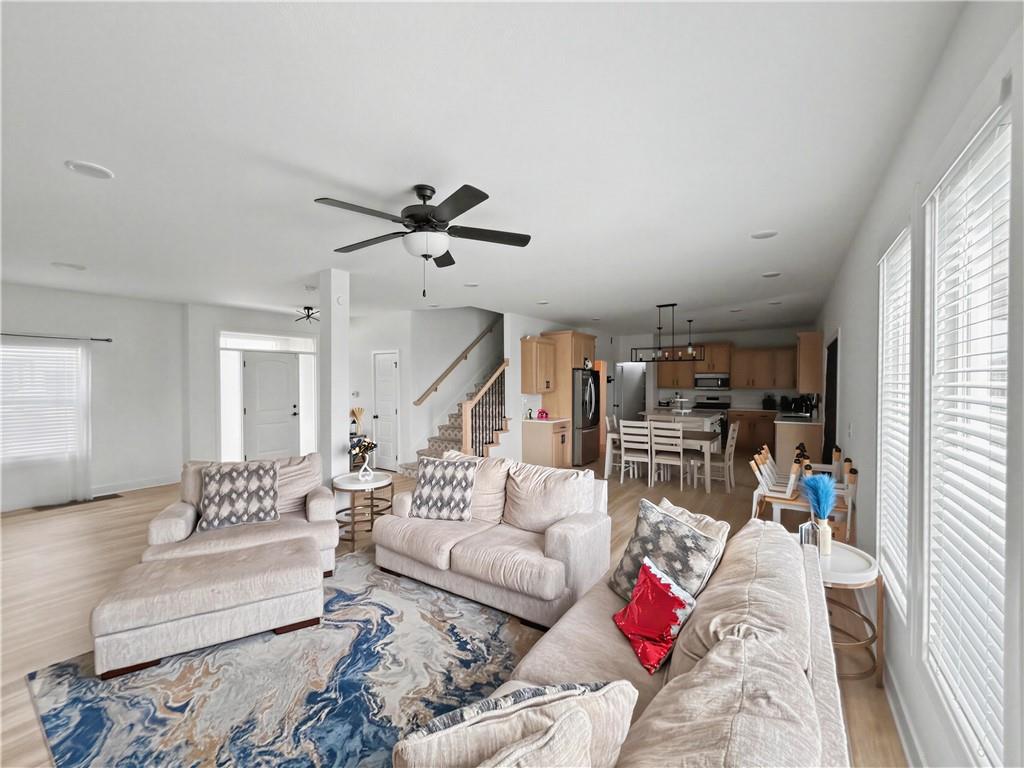 3rd image of 416 Sw Nelson Dr, Blue Springs, MO 64014 | MLS# 2635160