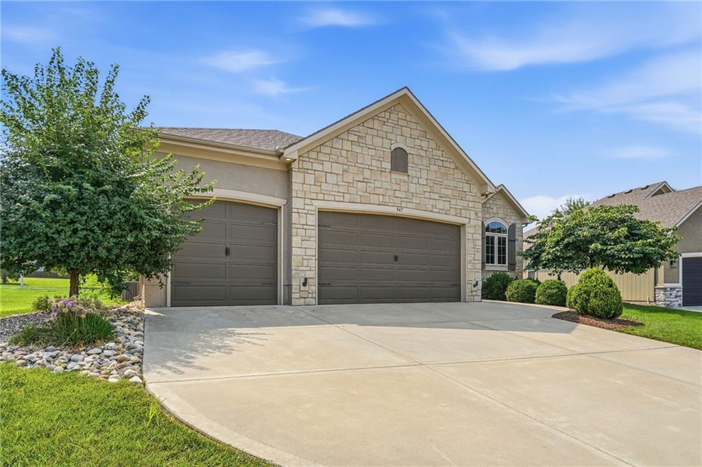 2nd image of 947 Birsay Ct, Raymore, MO 64083 | MLS# 2635166
