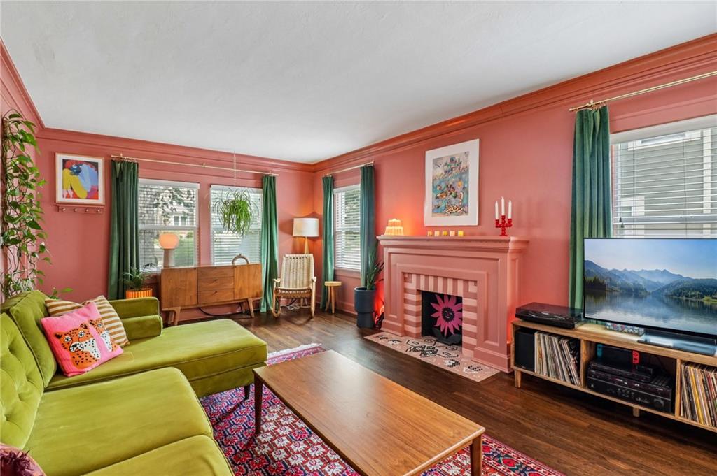 4th image of 7524 Grand Ave, Kansas City, MO 64114 | MLS# 2635168