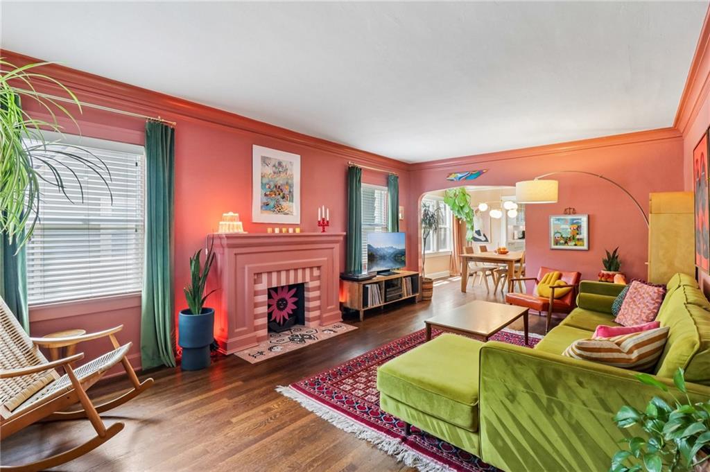3rd image of 7524 Grand Ave, Kansas City, MO 64114 | MLS# 2635168