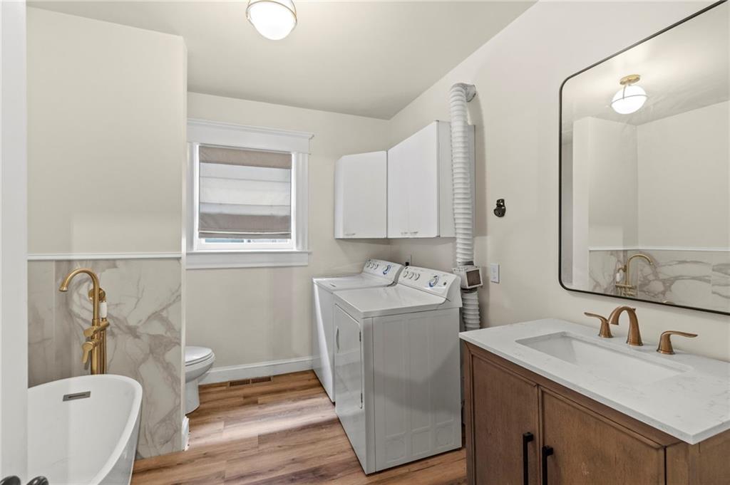 4th image of 3027 Charlotte St, Kansas City, MO 64109 | MLS# 2635181