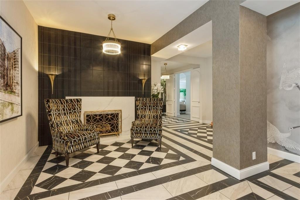 4th image of 4545 Wornall Rd #310, Kansas City, MO 64111 | MLS# 2635184