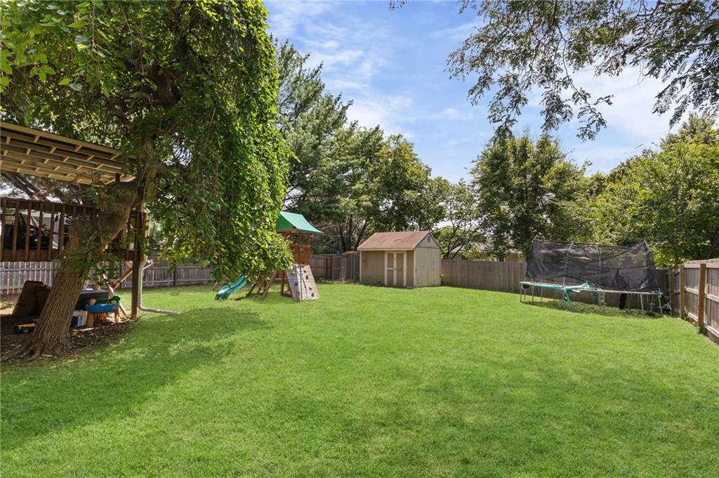 32nd image of 501 Sharon Dr, Liberty, MO 64068 | MLS# 2635199