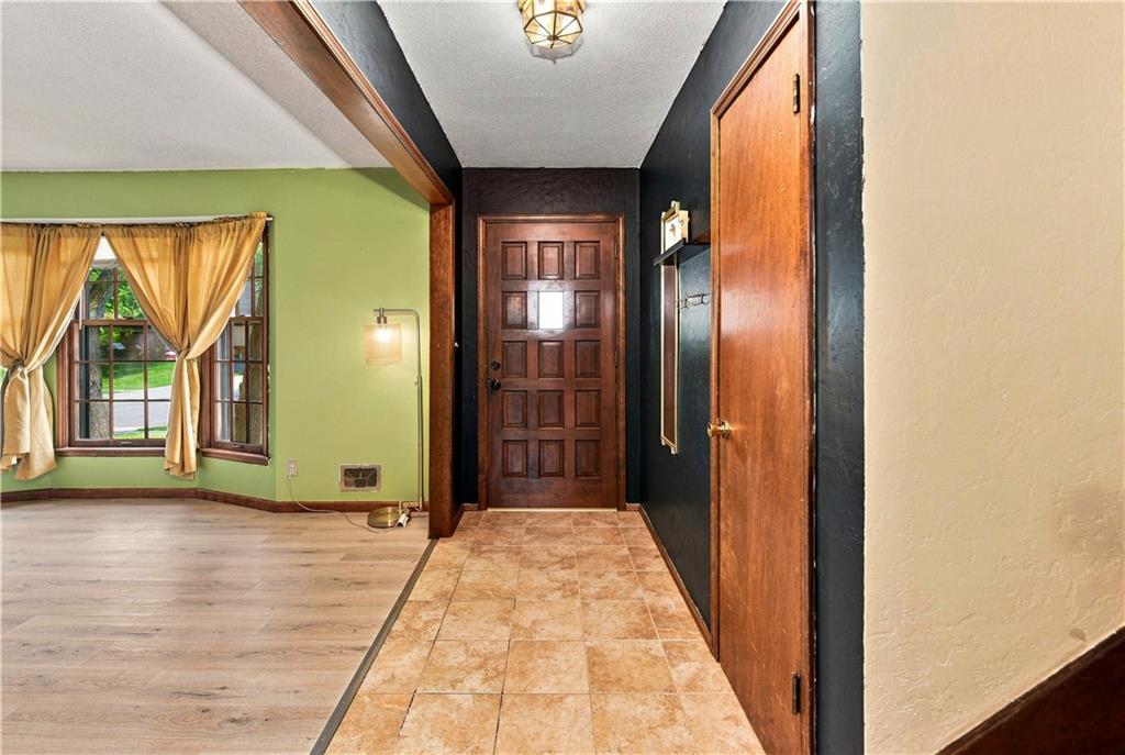 4th image of 209 Sw Victor Dr, Blue Springs, MO 64014 | MLS# 2635214