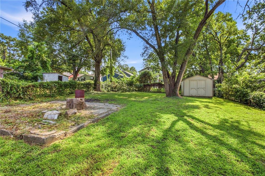 25th image of 2015 S Ash Ave, Independence, MO 64052 | MLS# 2635215