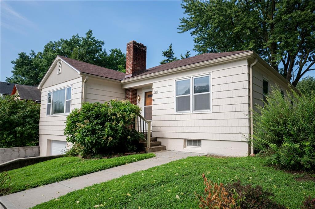 2nd image of 1336 6th St, Leavenworth, KS 66048 | MLS# 2635221