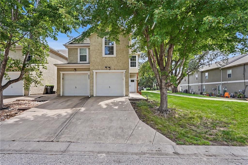 1st image of 800 S Woodson Ct, Gardner, KS 66030 | MLS# 2635234