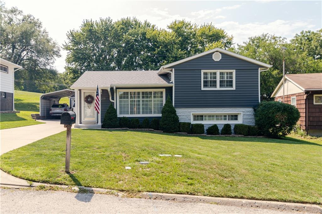 1st image of 1219 Mound Dr, Atchison, KS 66002 | MLS# 2635284