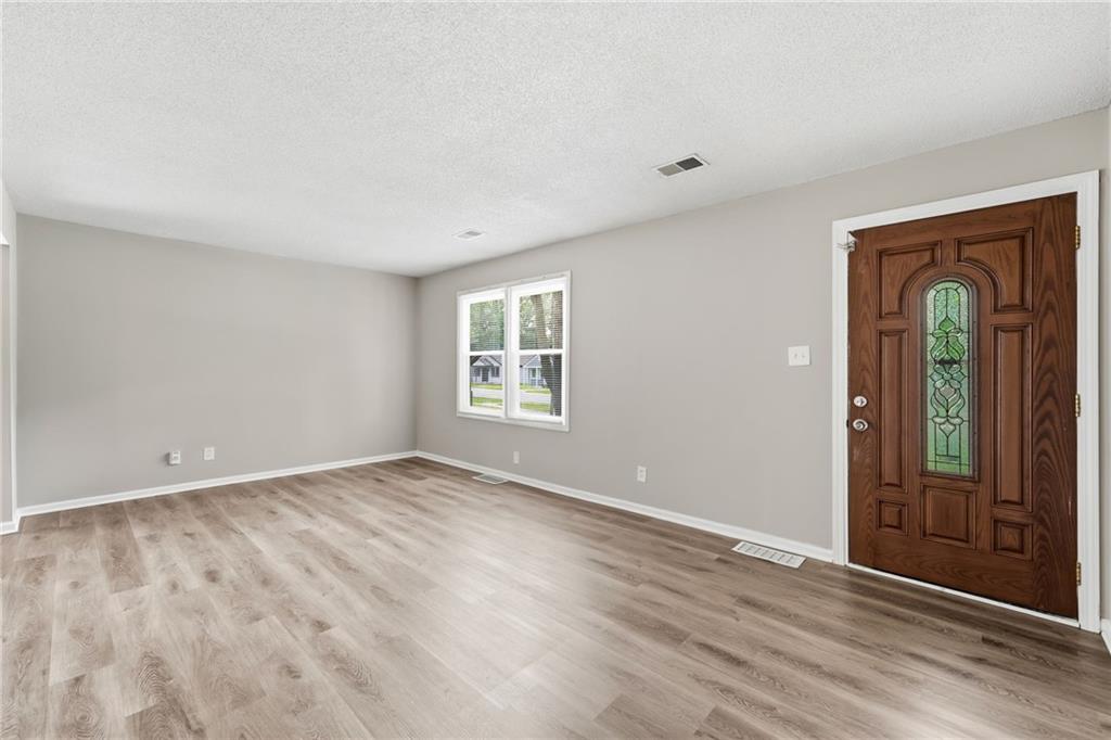 5th image of 622 N Chestnut St, Olathe, KS 66061 | MLS# 2635286