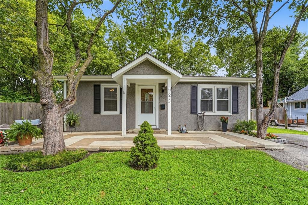 2nd image of 622 N Chestnut St, Olathe, KS 66061 | MLS# 2635286