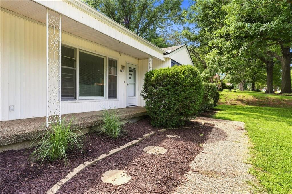 4th image of 9801 E 71St Ter, Raytown, MO 64133 | MLS# 2635287