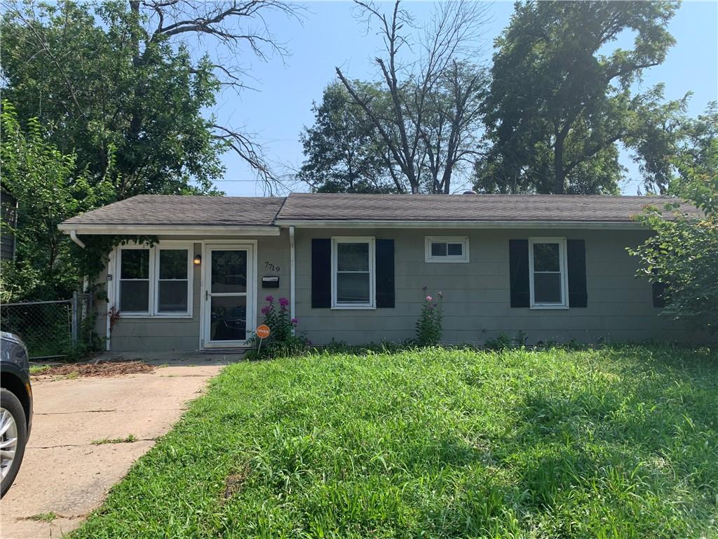 1st image of 7719 E 51st St, Kansas City, MO 64129 | MLS# 2635296