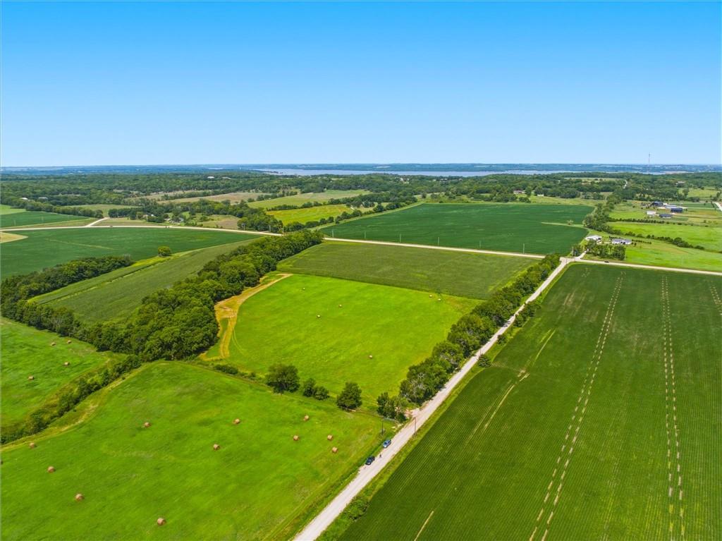 2nd image of 875 N 1000 Rd, Lawrence, KS 66047 | MLS# 2635297