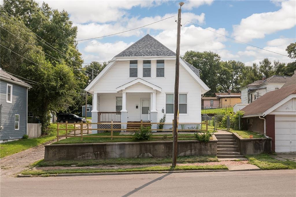 3rd image of 1111 N 18Th St, Saint Joseph, MO 64501 | MLS# 2635299