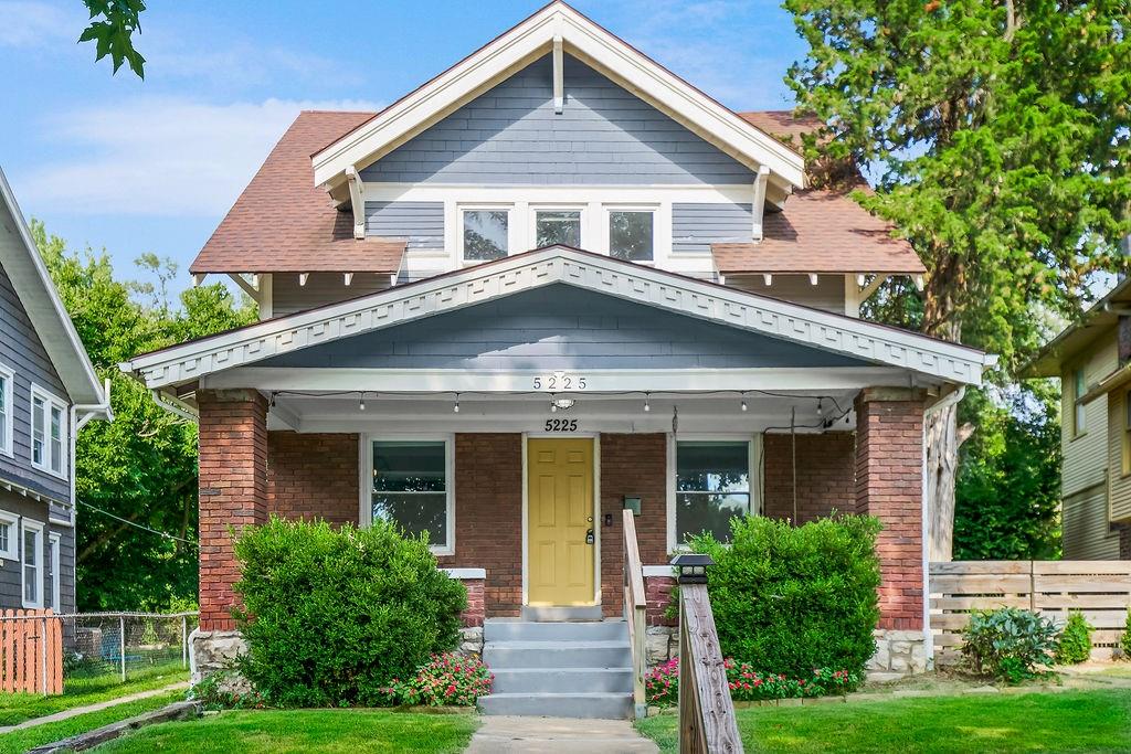 1st image of 5225 Brookwood Ave, Kansas City, MO 64130 | MLS# 2635307