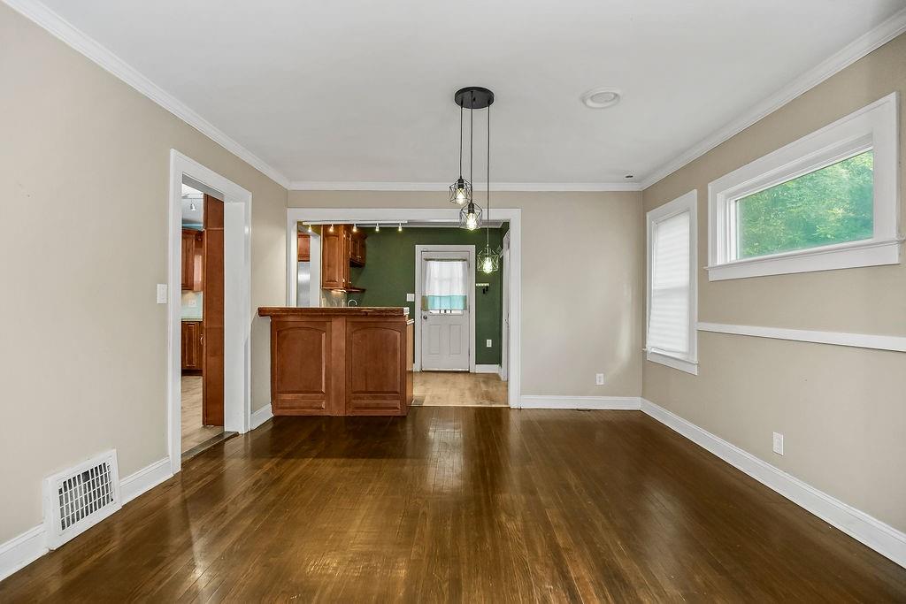 5th image of 5225 Brookwood Ave, Kansas City, MO 64130 | MLS# 2635307