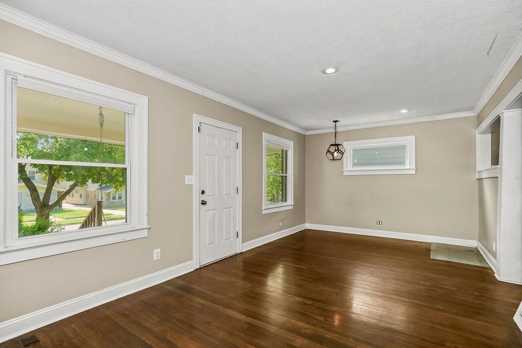 4th image of 5225 Brookwood Ave, Kansas City, MO 64130 | MLS# 2635307