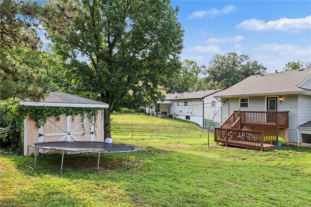 17th image of 5604 Ne 50th St, Kansas City, MO 64119 | MLS# 2635323