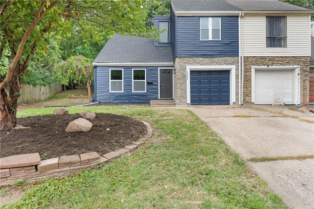 3rd image of 7232 N Monroe Ave, Kansas City, MO 64119 | MLS# 2635359