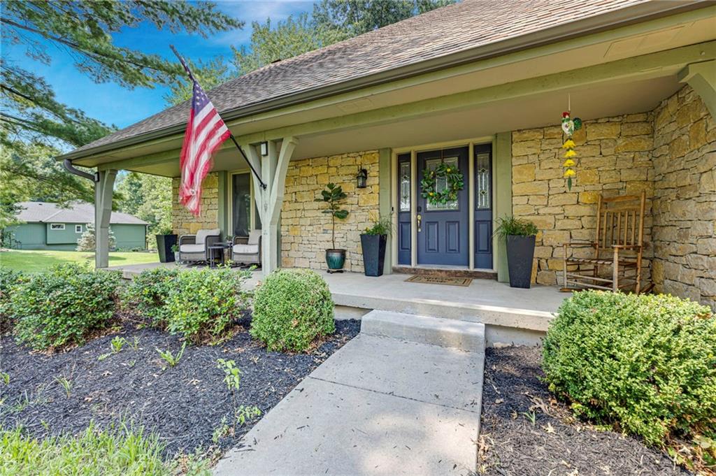 2nd image of 13112 Smart Rd, Lees Summit, MO 64086 | MLS# 2635361