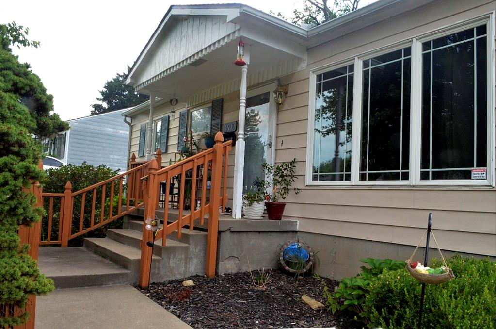 2nd image of 3609 Ne 54th St, Kansas City, MO 64119 | MLS# 2635366