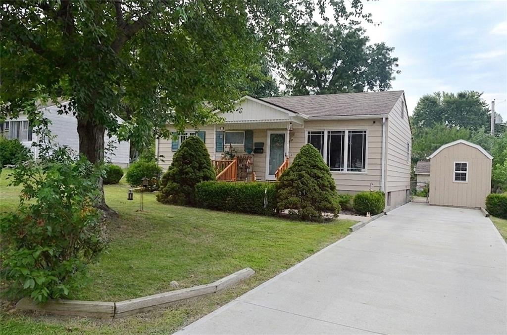 1st image of 3609 Ne 54th St, Kansas City, MO 64119 | MLS# 2635366