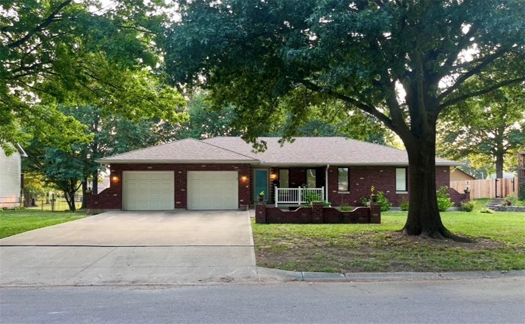 3rd image of 803 Ozark Short Line N/A, Odessa, MO 64076 | MLS# 2635402