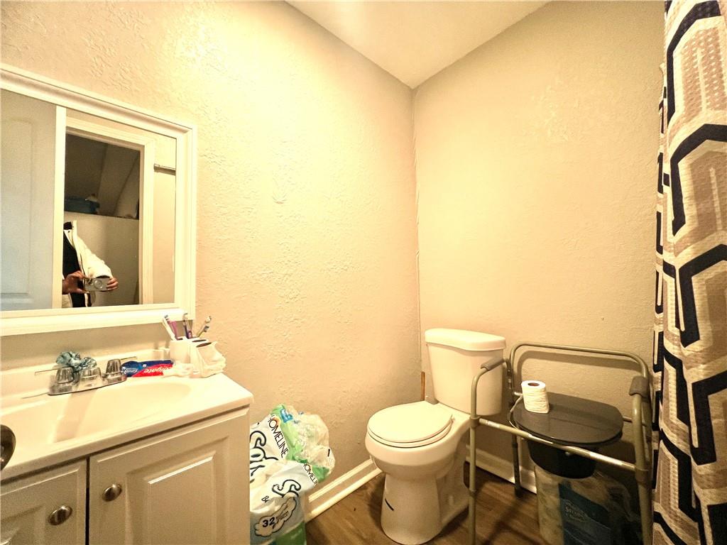 11th image of 3012 College Ave, Kansas City, MO 64128 | MLS# 2635408