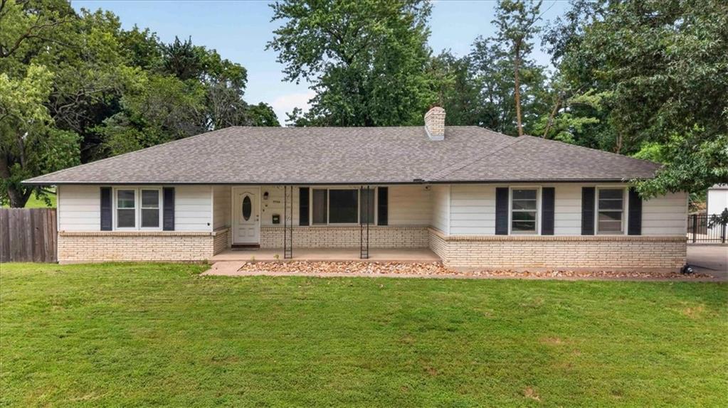 1st image of 7726 Everett Ave, Kansas City, KS 66112 | MLS# 2635411