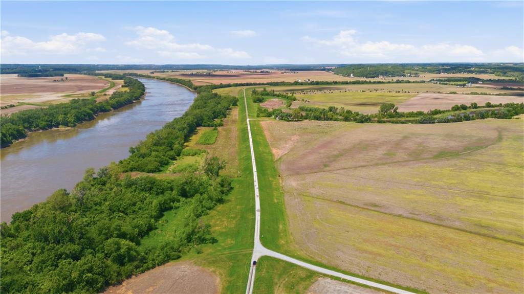 1st image of 21400 Dry Lake Rd, Kansas City, MO 64153 | MLS# 2635426