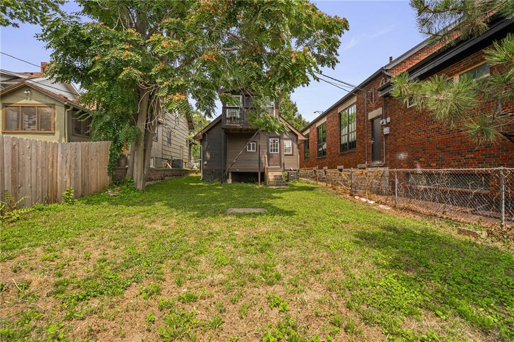 31st image of 2105 W 43rd Ave, Kansas City, KS 66103 | MLS# 2635436