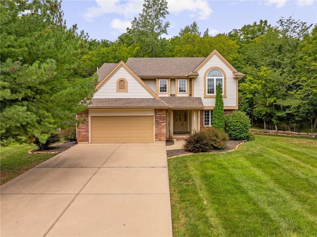 2nd image of 3010 S Bradford Ln, Blue Springs, MO 64015 | MLS# 2635444