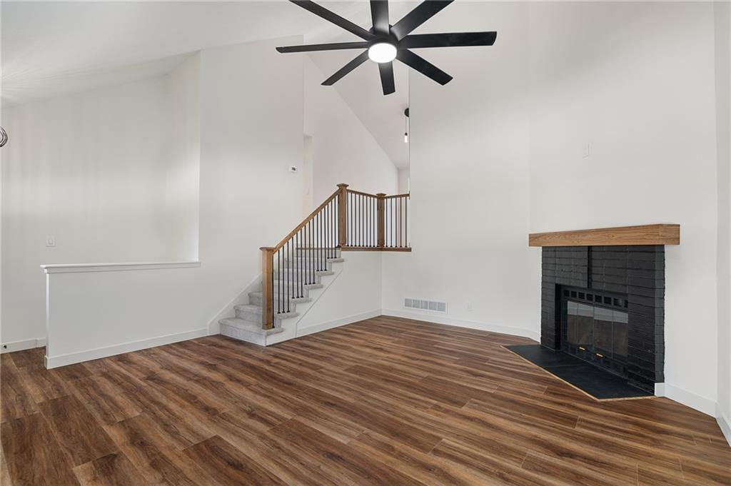 3rd image of 1005 Se Bridgehampton Wy, Lees Summit, MO 64081 | MLS# 2635447