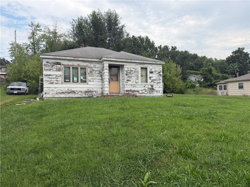 1st image of 1923 N 46th St, Kansas City, KS 66102 | MLS# 2635455