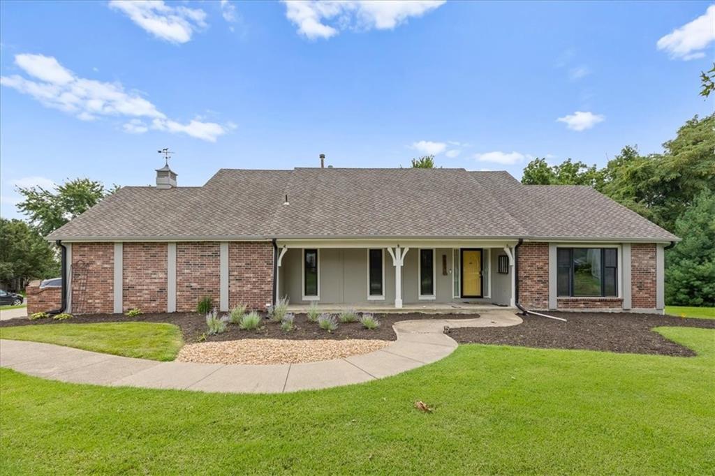 1st image of 9601 W 127th Ter, Overland Park, KS 66213 | MLS# 2635471